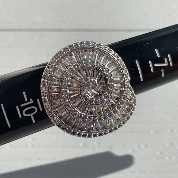 Cocktail Ring Cubic Zirconia Sterling Silver size 8.5 - Picture 1 of 10